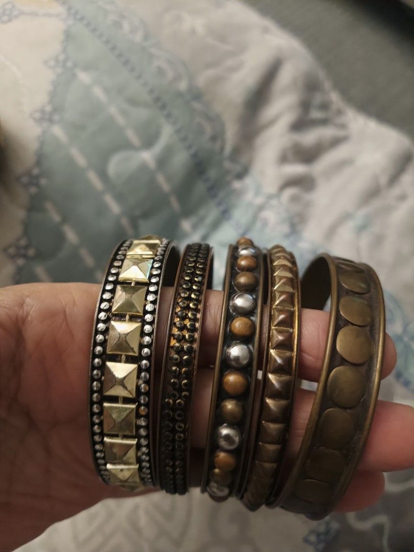 Beautiful Bronze coloured bangles Women s Fashion Jewelry