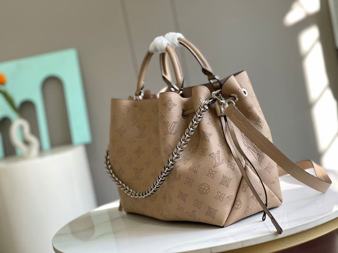 Louis Vuitton Bella Tote Black Mahina