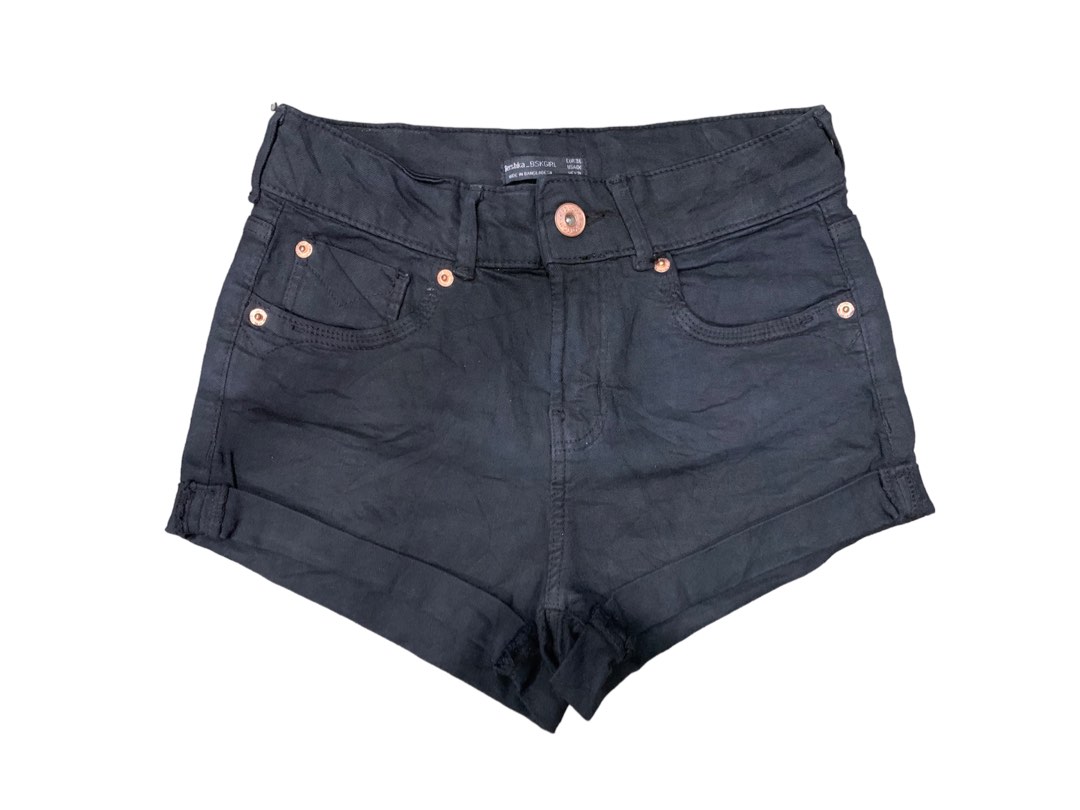 Bershka shorts, Women's Fashion, Bottoms, Shorts on Carousell