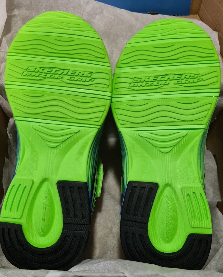 Badminton shoes skechers online