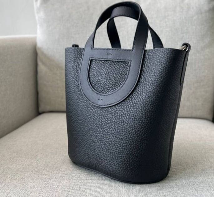 tas handbag Hermes In The Loop 23 Black GHW #B Handbag