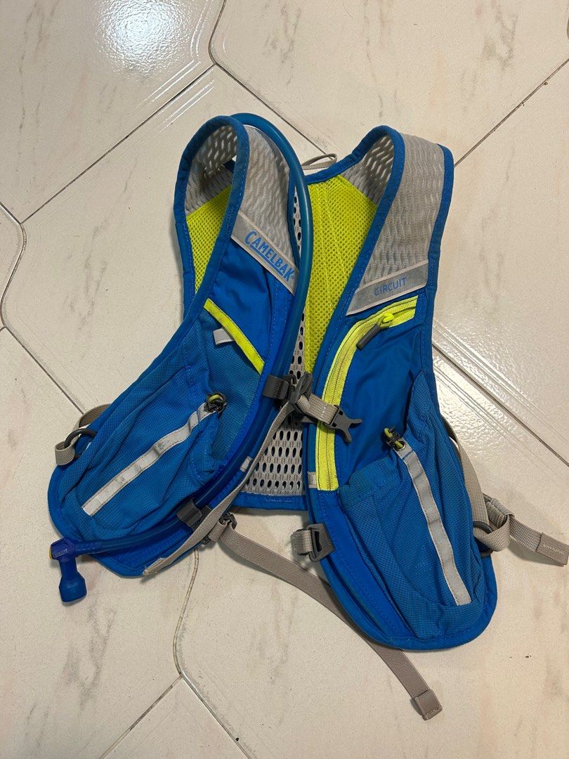Camelback vest 2025