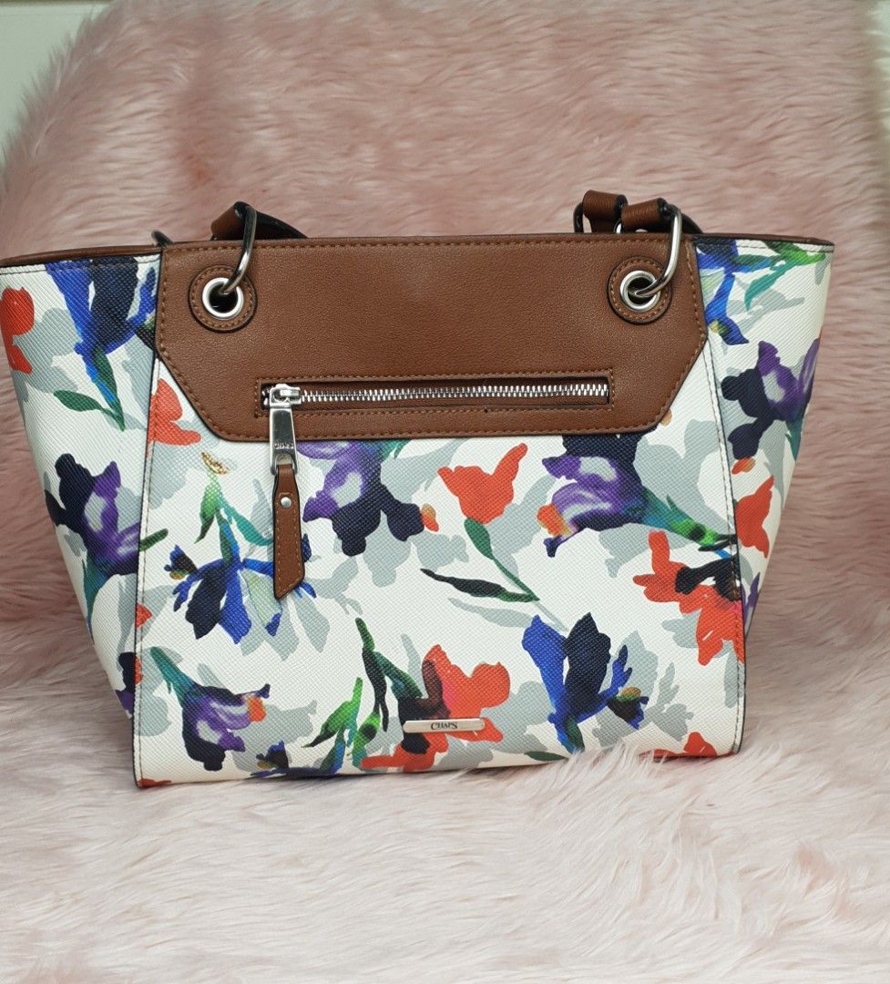 Chapeaux Shoulder Bag