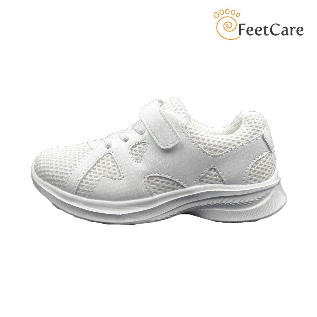 White non slip discount shoes near me