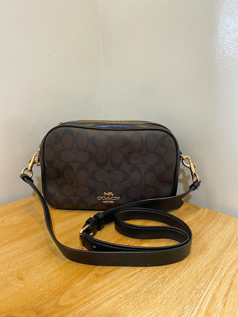 Coach Jes Crossbody In Signature Canvas, Women's Fashion, Bags