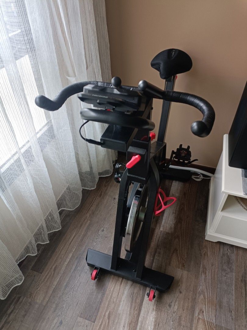 Decathlon exercise bike Domyos 500, Sports Equipment, Exercise