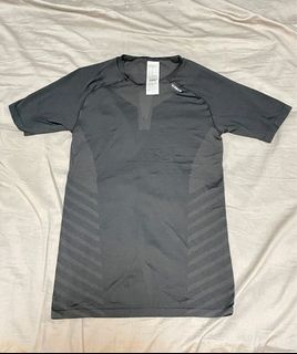 （分類：）位於 。 由 iamfelix 提交（商品編號 1258524430，圖片 1）。簡介： 。