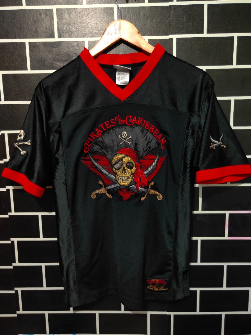 Disney Mens Black Pirates Of The Caribbean Captain Jack Jersey, Men's Fashion, Tops & Sets 