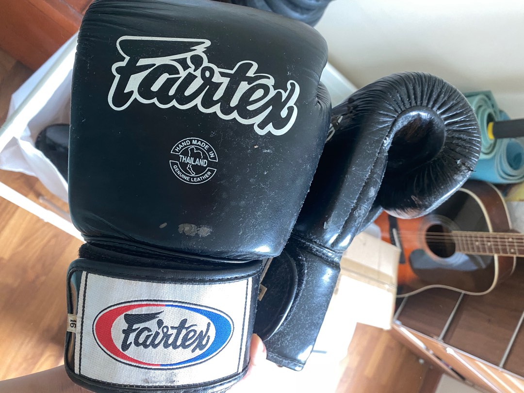 Fairtex 16oz boxing glove, Sports Equipment, Other Sports Equipment and Supplies on Carousell