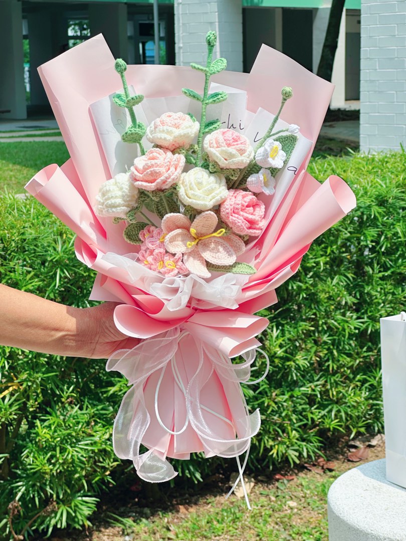 Housewarming Flower Bouquet, Hobbies & Toys, Stationery & Craft, Flowers & Bouquets on Carousell
