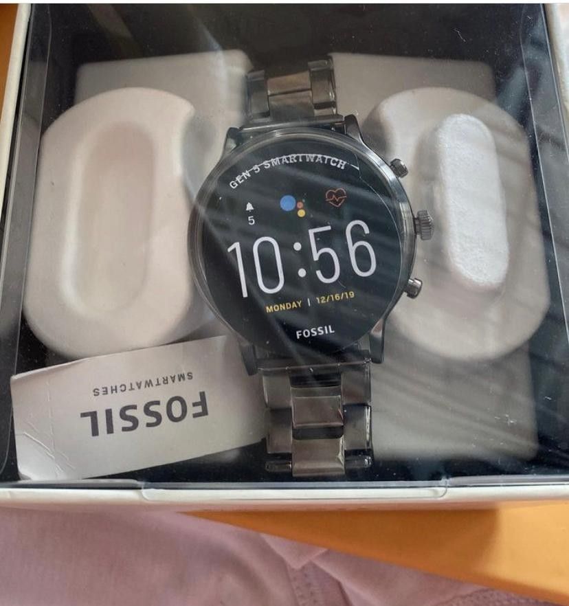 Fossil gen hotsell 5 smartwatch harga