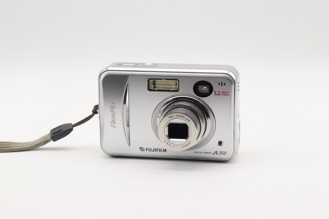 fujifilm_finepix_a350_ccd__old