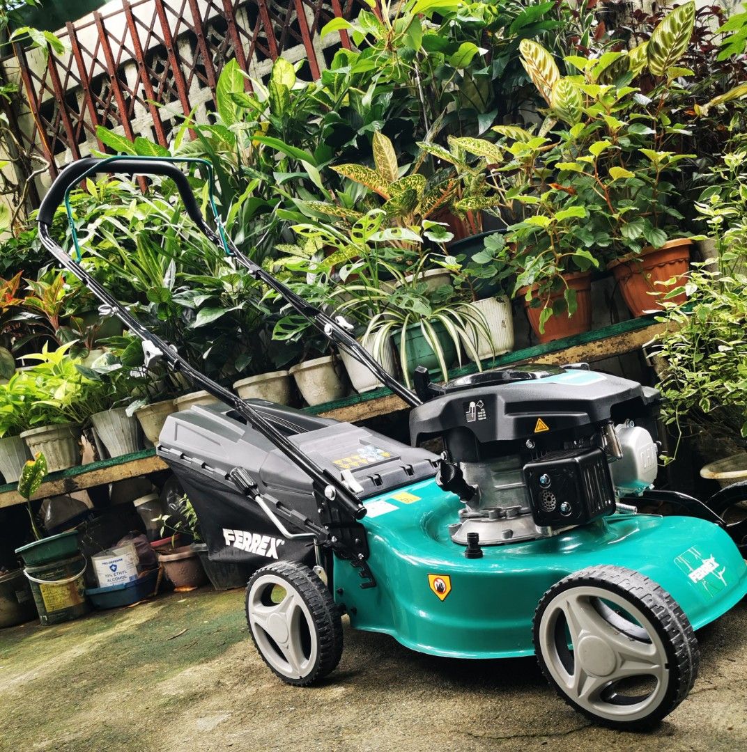 Ferrex lawn mower 2025 petrol