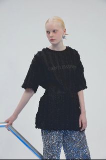 （分類：）位於 。 由 generique 提交（商品編號 1258485607，圖片 1）。簡介： 。