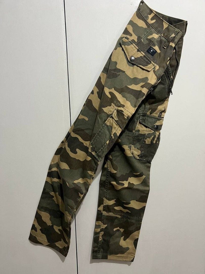 Guess cheap camo jeans