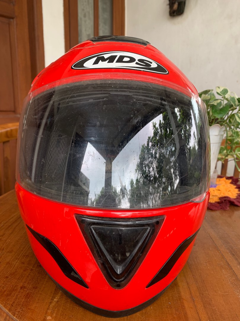 Helm MDS, Motor di Carousell