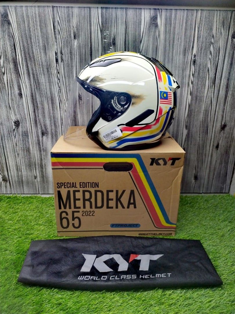 Helmet motorcycle KYT MERDEKA 65 EDITION, Men's Fashion, Activewear on