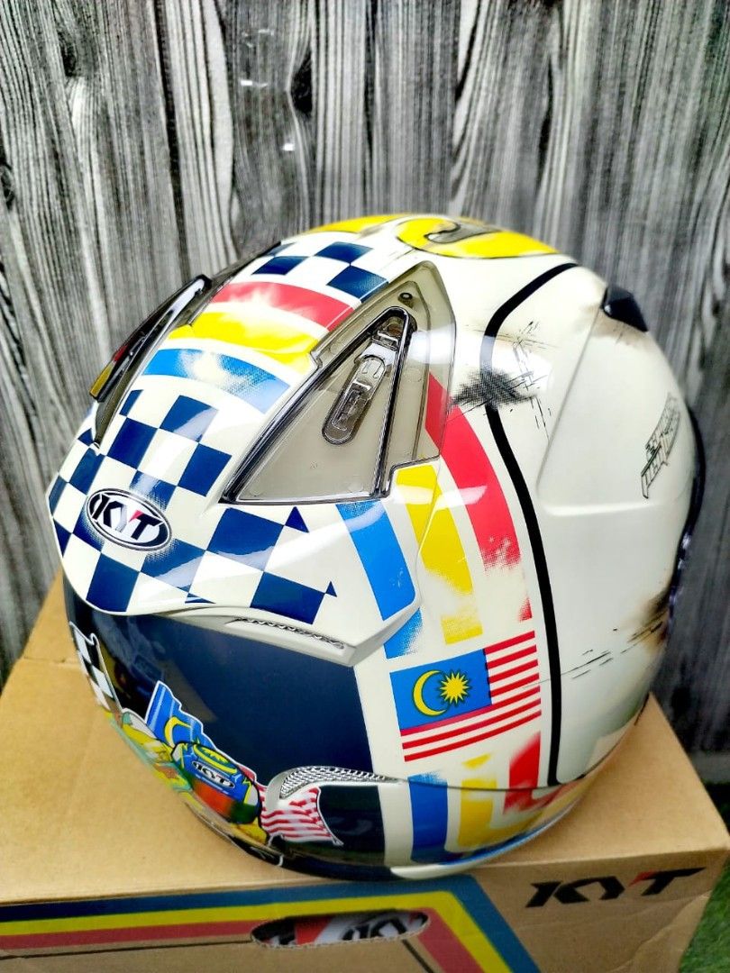 Helmet motorcycle KYT MERDEKA 65 EDITION, Men's Fashion, Activewear on