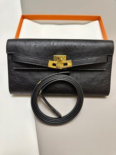 Rouge Vif Ostrich Sellier Kelly 28 Gold Hardware, 2016