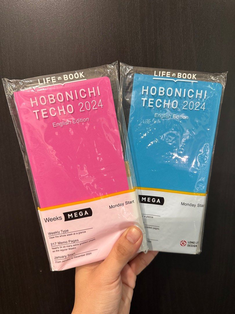 Hobonichi Weeks Mega 2025, English edition, Raspberry Pink, Aqua Blue