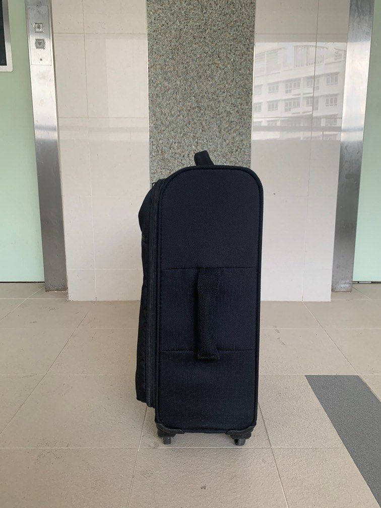 it Luggage Primark Travel Ultra Light Collection 20 4 Wheel