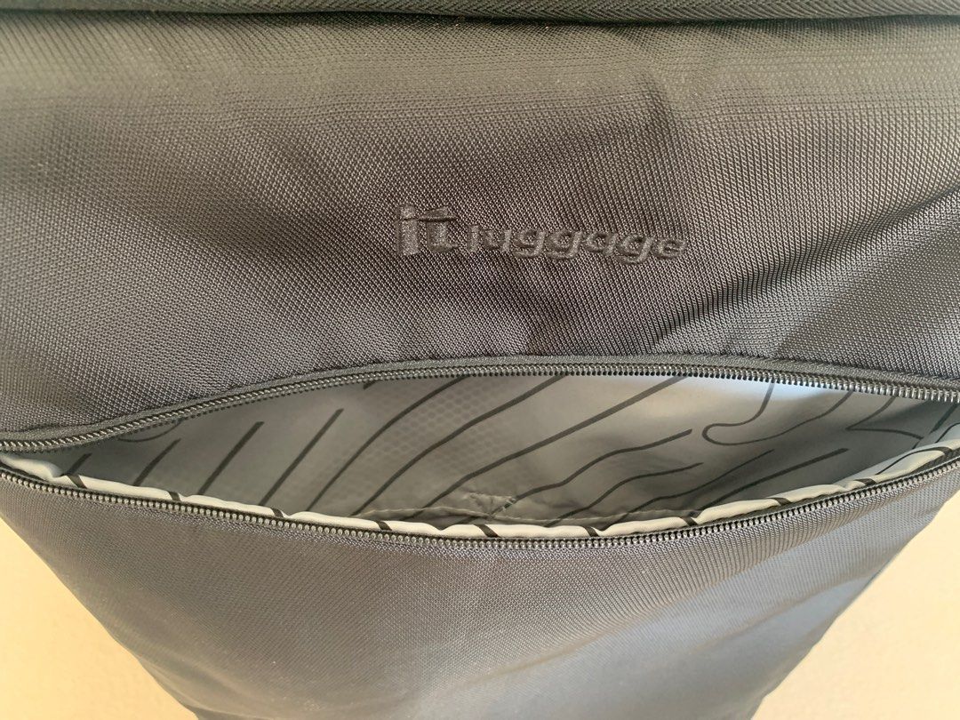 it Luggage Primark Travel Ultra Light Collection 20” 4 Wheel Trolley