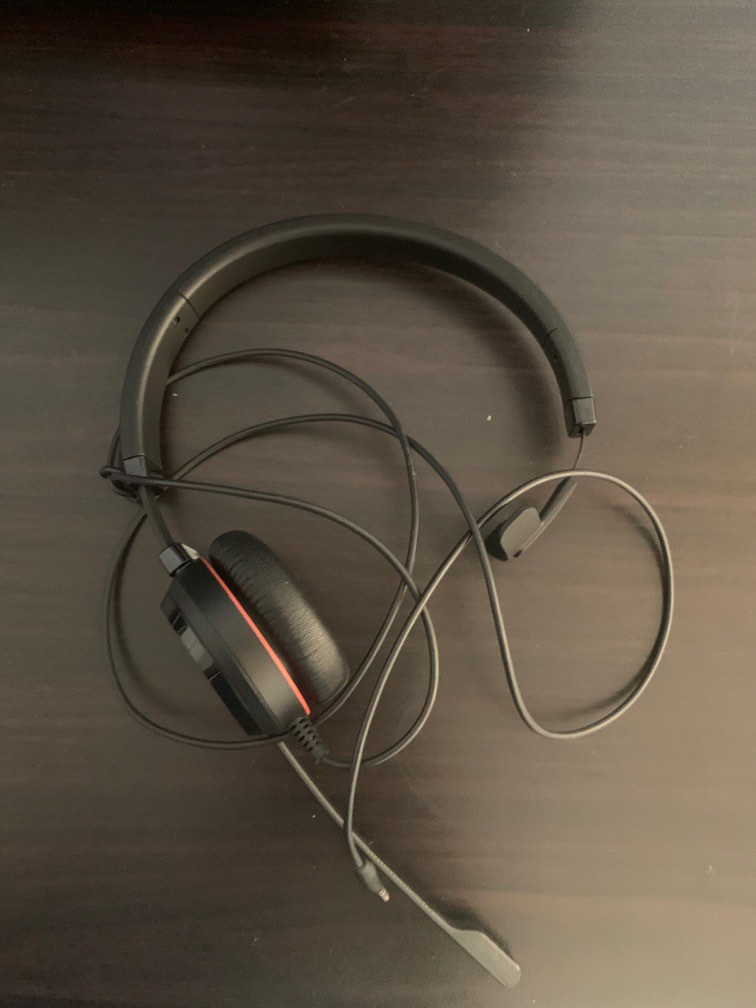Jabra headphone, Audio, Headphones & Headsets on Carousell
