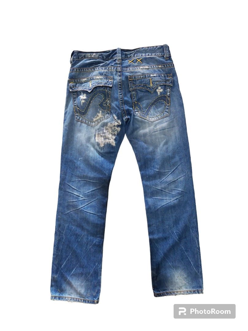 Jeans rivet de cru, Fesyen Pria, Pakaian Bawahan di Carousell