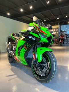 (Category: ) located in . Submitted by Premium.Moto (Listing ID 1258418898, Image 1). Description: .