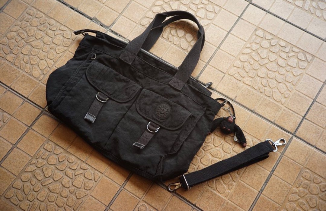 Kipling hotsell black handbag
