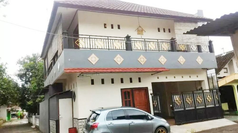 kost_di_yogyakarta_dekat_ugm_u_1696493528_672d1b7e_progressive