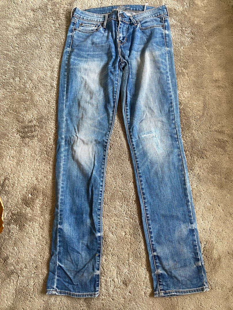 What size is a 28 in women's levi jeans discount