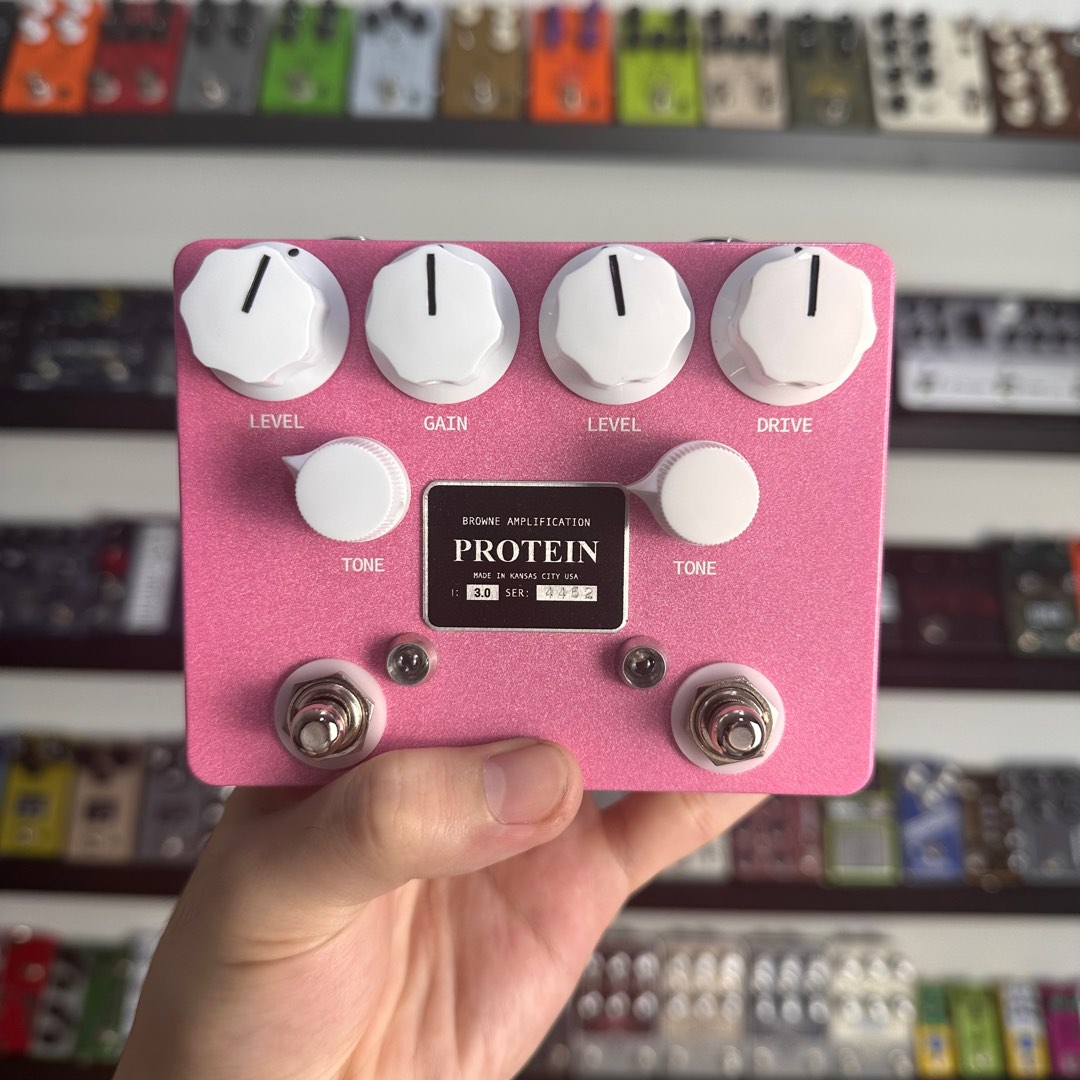 [Limited Edition] Browne Amps Protein v3 Pink, Hobbies & Toys, Music ...