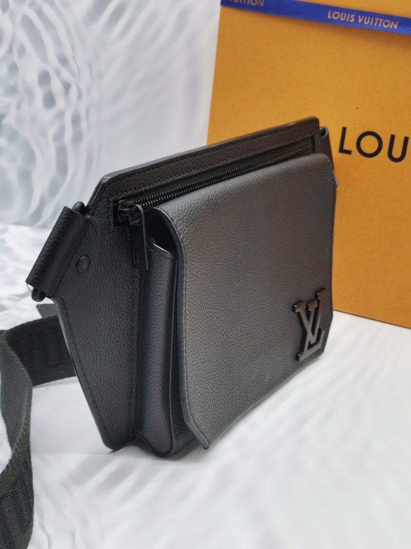 LV Takeoff Sling bag