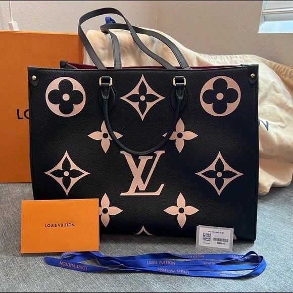 Louis Vuitton Onthego MM Noir Empreinte Leather, Luxury, Bags & Wallets on  Carousell