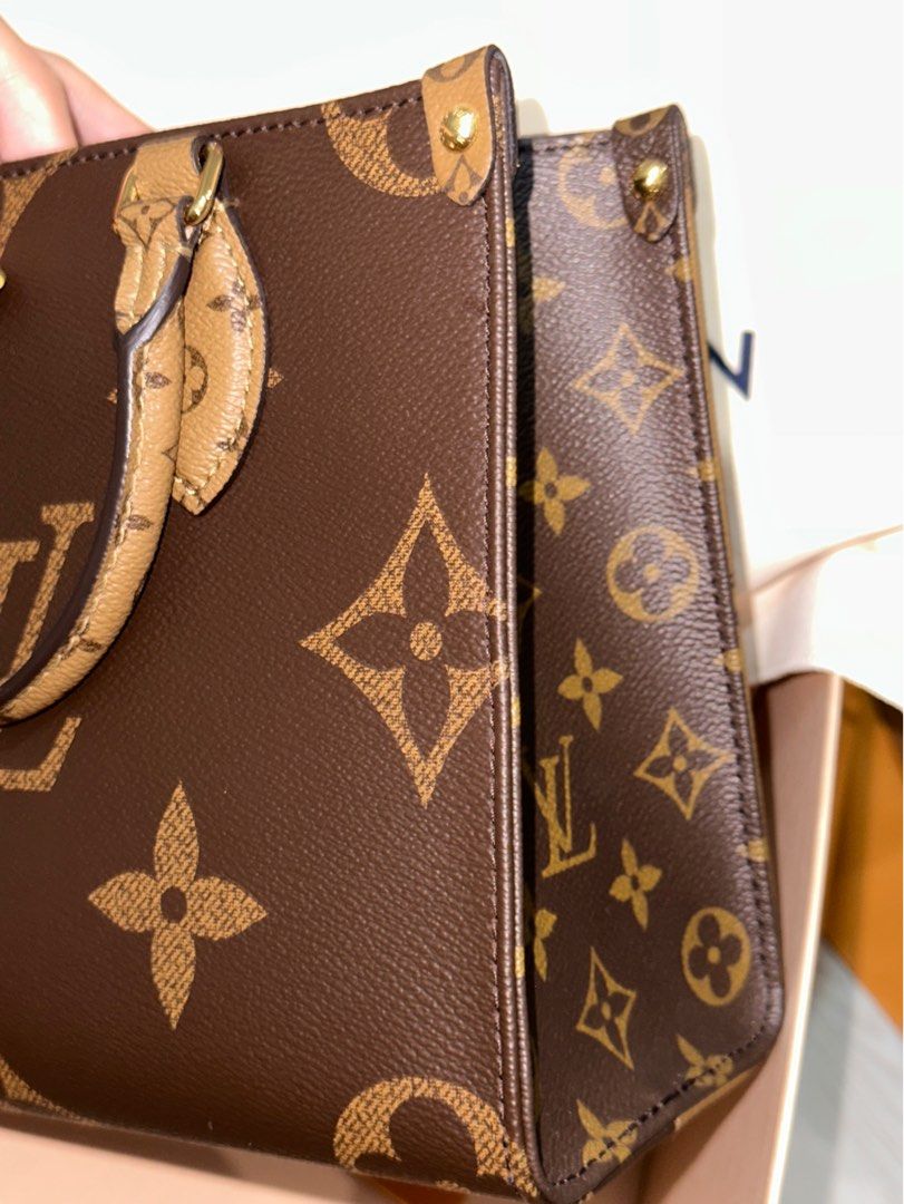 Louis Vuitton OnTheGo PM Vs MM Bag Size Comparison