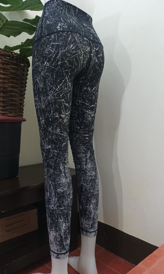 Lululemon size 2 leggings