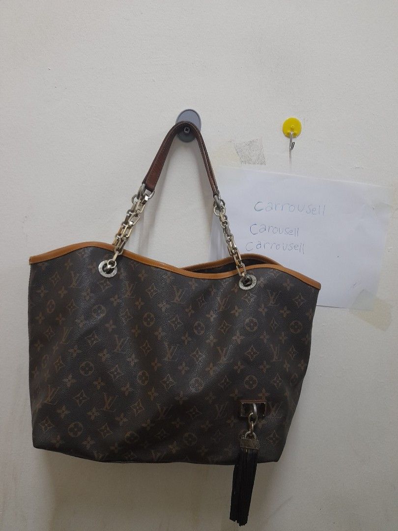 LV Automne Hiver Monogram Bag, Luxury, Bags & Wallets on Carousell
