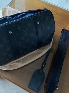 LV SS19 wallet x virgil, Men's Fashion, Watches & Accessories, Wallets &  Card Holders on Carousell