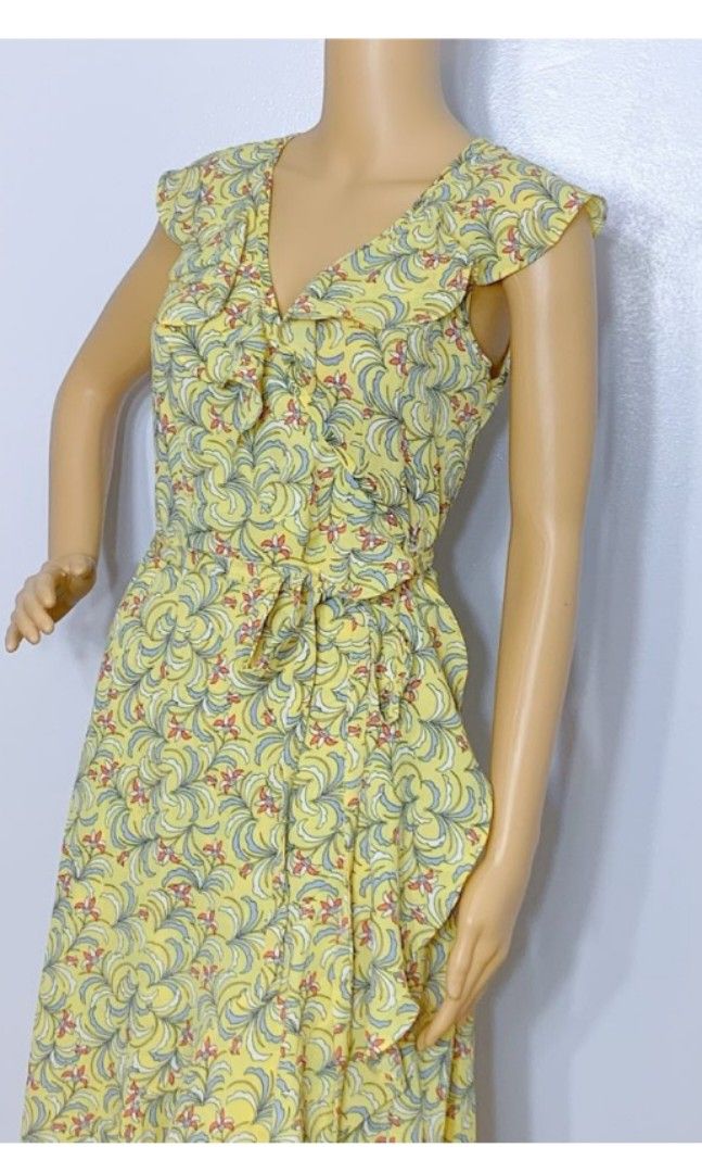 Max Studio Dress (Category: Dresses) located in Quezon City. Submitted by dveee (Listing ID 1258525164, Image 2). Description: Max Studio From US Brandnew with tag Yellow Floral Dress XS size Can fit until petite medium Wrap around Dress 2800 Sf by buyer.