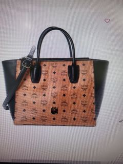 Authentic MCM Cognac Visetos Speedy 25 Handbag, Women's Fashion, Bags &  Wallets, Purses & Pouches on Carousell