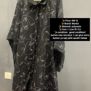 (Category: ) located in . Submitted by alternate.wardrobe (Listing ID 1258434353, Image 1). Description: .
