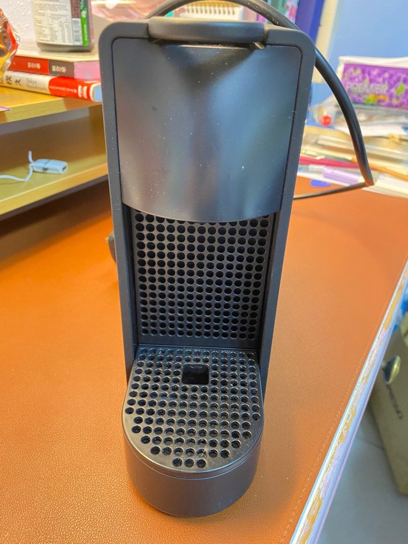 Nespresso Essenza Mini, TV & Home Appliances, Kitchen Appliances