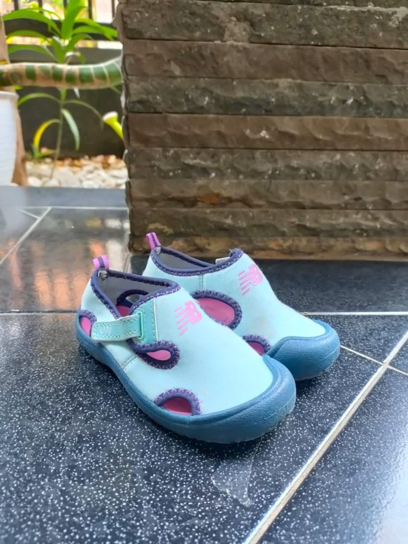 New balance kids cruiser sandal top