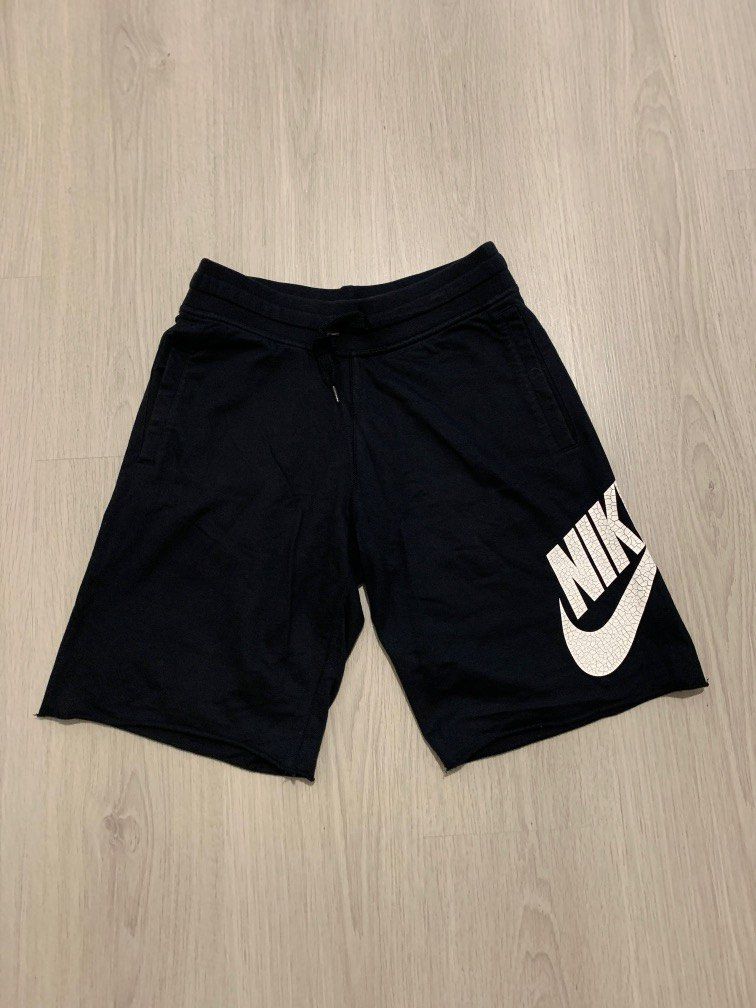Nike aw77 cheap shorts