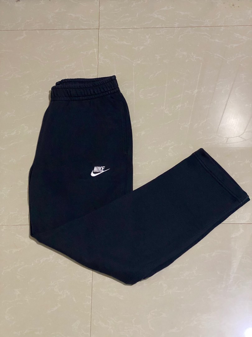 nike jogging pants, Men's Fashion, Bottoms, Joggers on Carousell