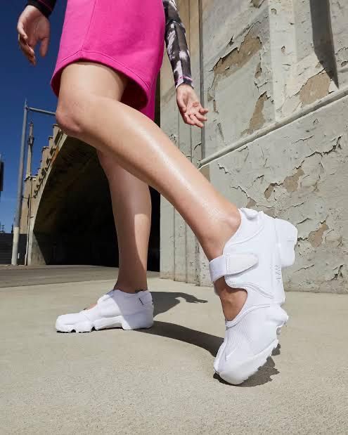 Nike Rift women Bahan mudah di cuci Size 36.5 23 cm 39 25 cm tanpa box