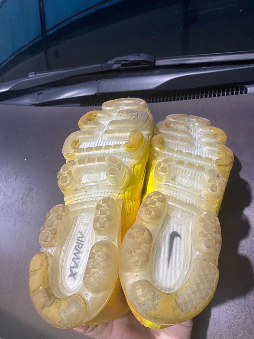 yellow vapormax no laces