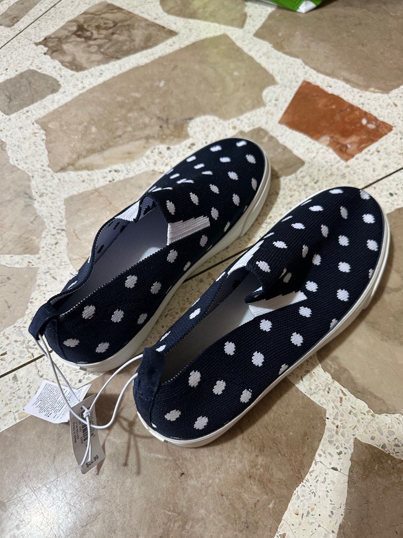 Old Navy Shoes Babies Kids Babies Kids Fashion on Carousell