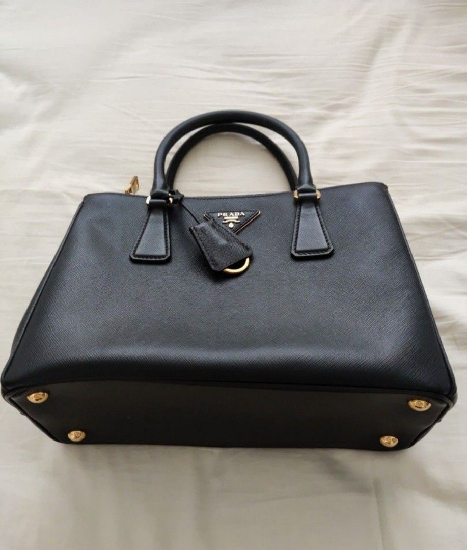 Medium Prada Galleria Saffiano Leather Bag 1BA863, Black, One Size